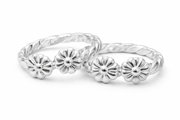 Floral Grace Silver Toe Ring Set